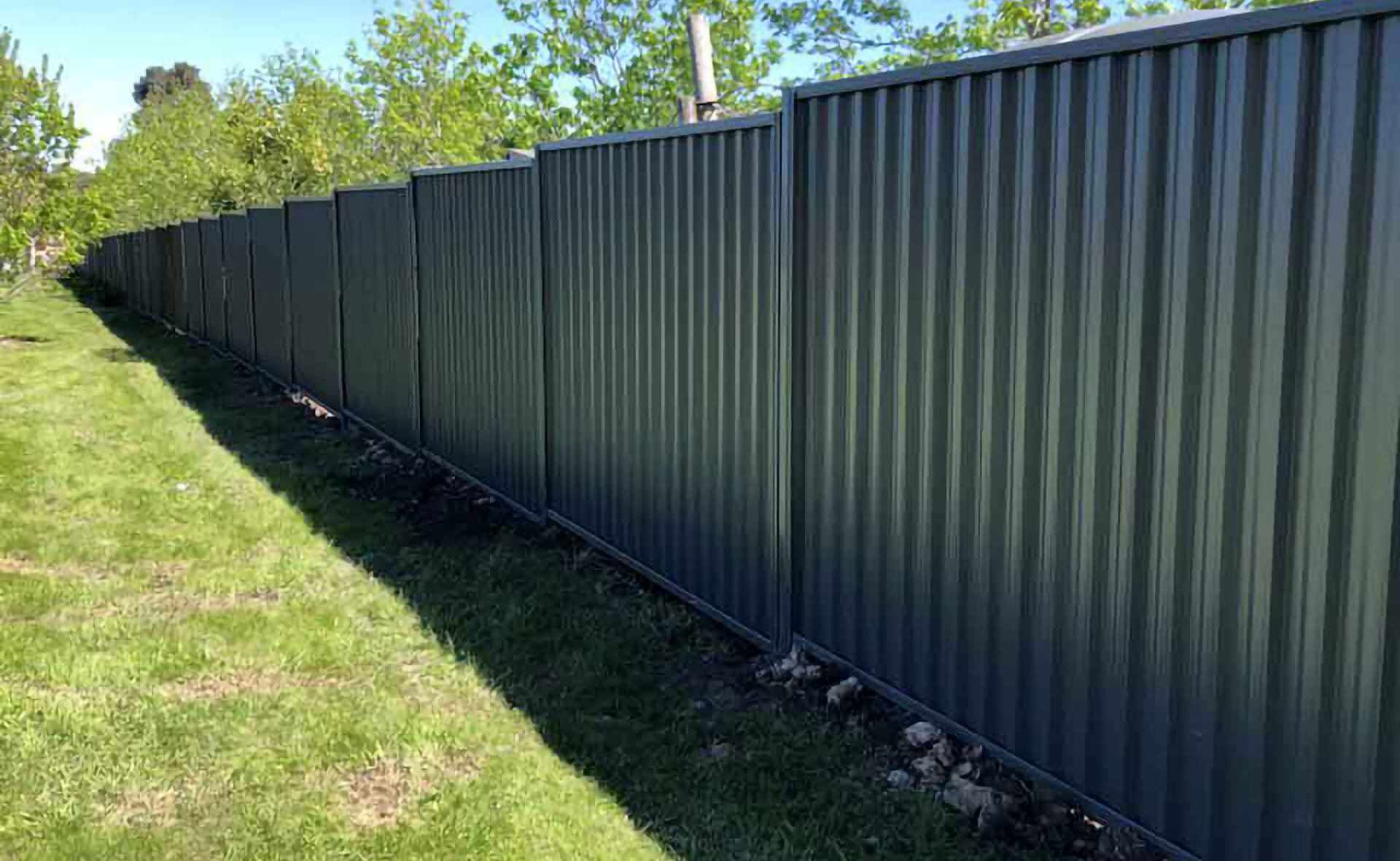 colorbond fencing (6)