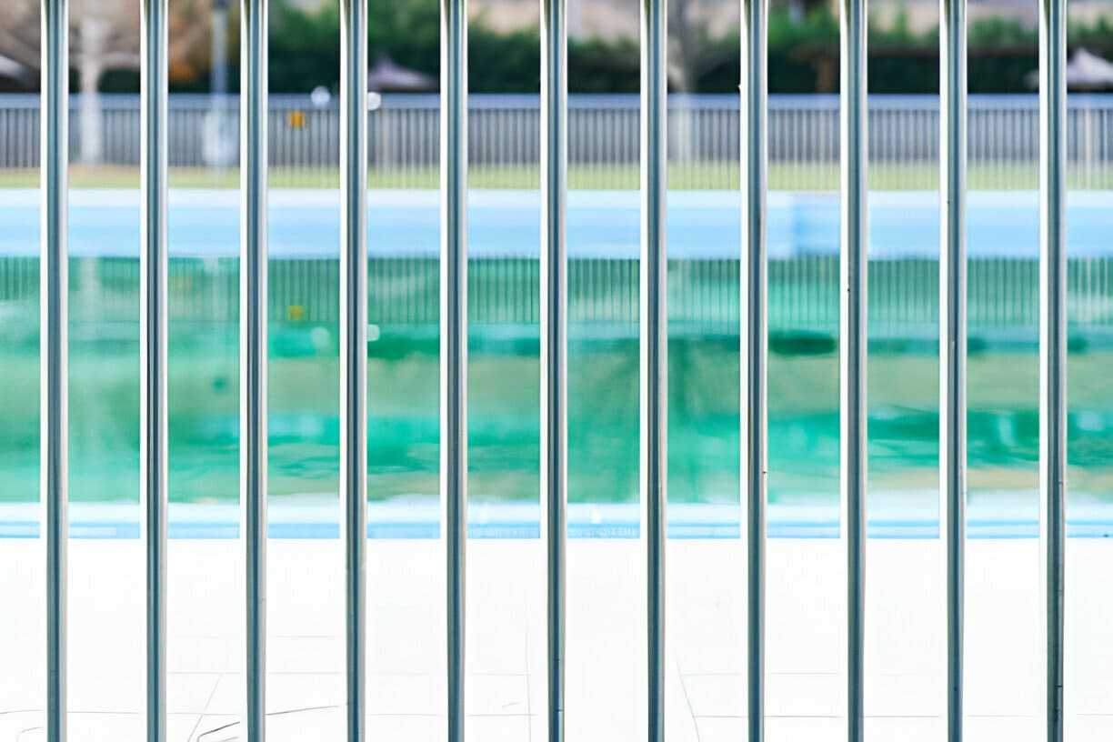 pool Fencing (2)